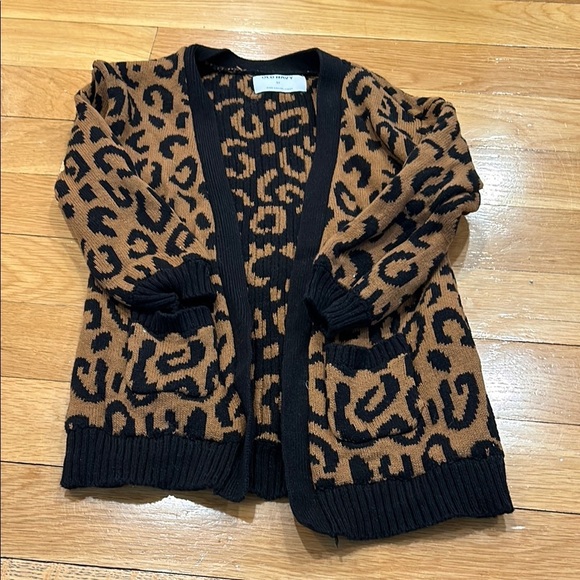 Old navy 5 t cardigan good condition - Picture 1 of 2